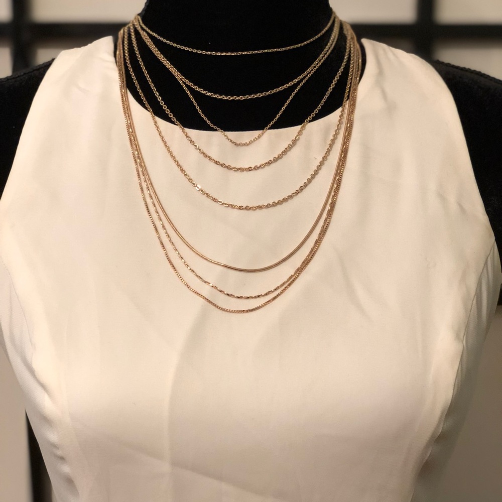 Multiple chains necklace 😍